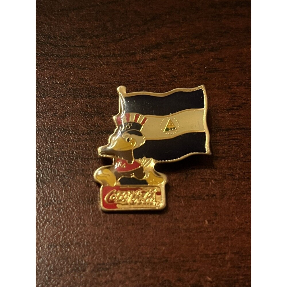 Vintage 1984 LA‎ Olympics Coca Cola Sam Eagle Nicaragua Flag Lapel Pin